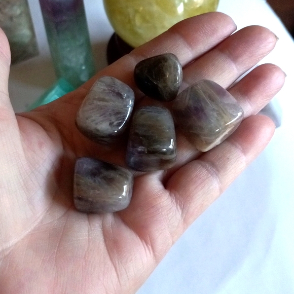 Bundle of Amethyst Crystal Tumbles - Picture 3 of 5